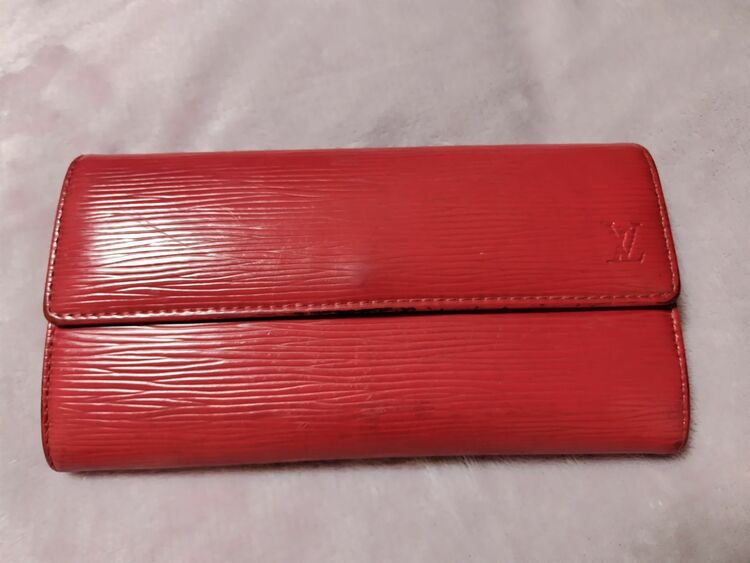 エピ　長財布（ブランド財布・小物）の商品画像 - 査定依頼日：2025年7月5日 - 最高査定価格：2,000円