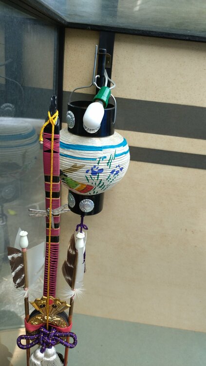 5月人形ヴィンテージ　寿楽斎明玉作絵入り　電気付き提灯付きオルゴール付き（美術品・骨董品）の商品画像 - 査定依頼日：2026年4月27日 - 最高査定価格：100,000円