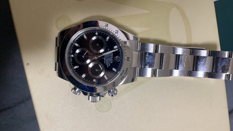 ロレックス デイトナ （高級時計）の商品画像 - 査定依頼日：2025年1月14日 - 最高査定価格：3,350,000円