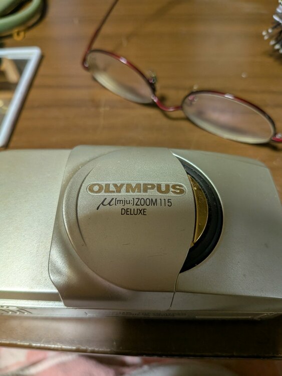 OLYMPUS μ ZOOM 115 DELUミューOLYMPU μ Z（カメラ）の商品画像 - 査定依頼日：2026年9月25日 - 最高査定価格：1,000円
