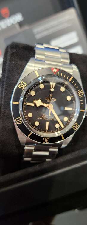 ブラックベイ（高級時計）の商品画像 - 査定依頼日：2025年2月11日 - 最高査定価格：400,000円