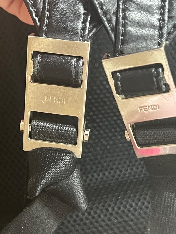 フェンディモンスターリュック（ブランドバッグ）の商品画像 - 査定依頼日：2025年10月16日 - 最高査定価格：25,000円