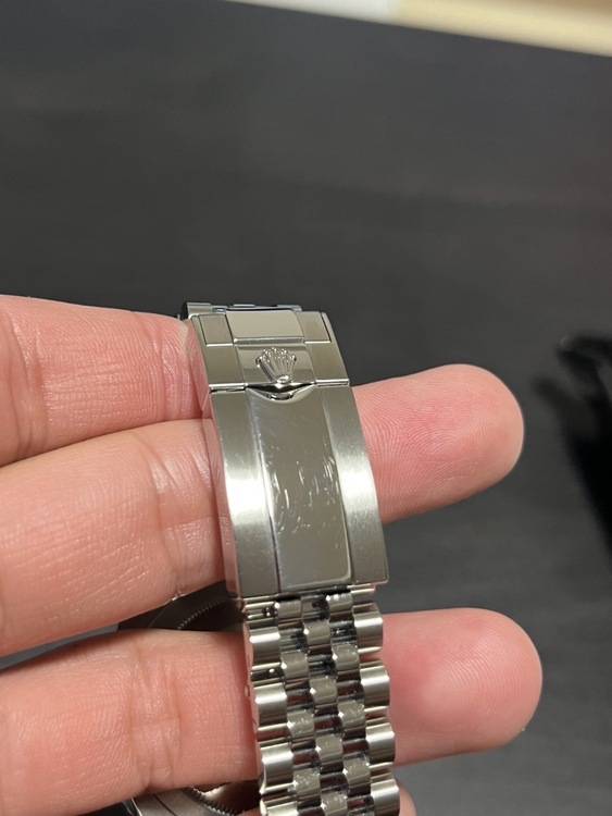 126710BLROジュビリーブレス（高級時計）の商品画像 - 査定依頼日：2025年12月22日 - 最高査定価格：3,400,000円