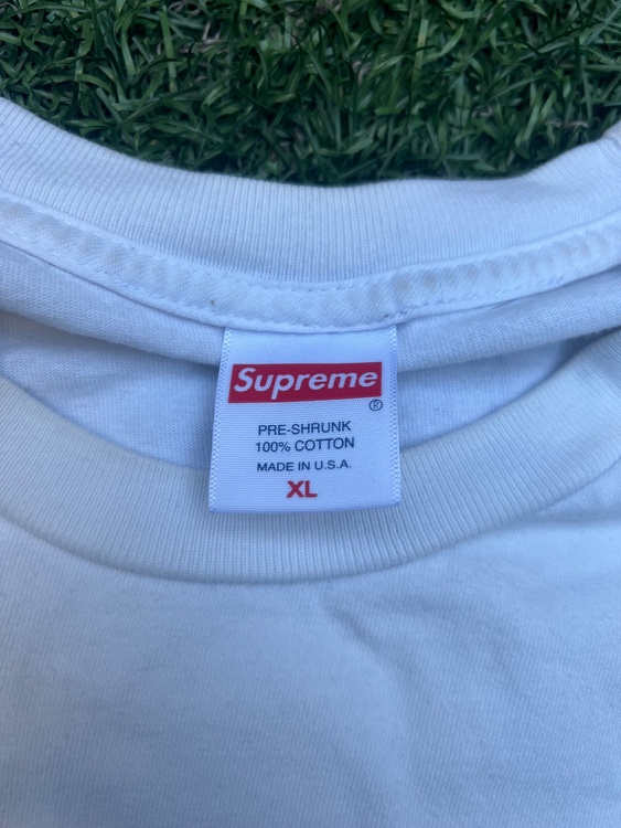 supreme Tiffany boxlogotee（古着・ファッション）の商品画像 - 査定依頼日：2025年12月15日 - 最高査定価格：35,000円