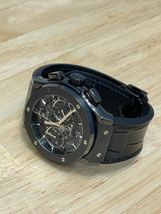 アエロフュージョン ブラックマジック（高級時計）の商品画像 - 査定依頼日：2025年3月23日 - 最高査定価格：1,150,000円