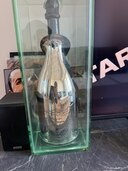 シャンパン ドン・ペリニヨン （お酒）の商品画像 - 査定依頼日：2025年2月21日 - 最高査定価格：300,000円