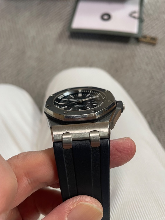 オーデマピゲ ロイヤルオークオフショア 1570（高級時計）の商品画像 - 査定依頼日：2026年2月19日 - 最高査定価格：2,550,000円