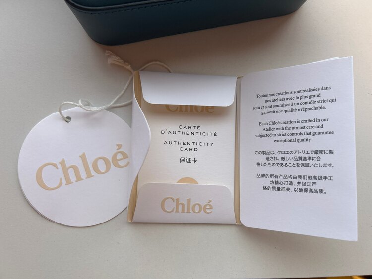 その他 クロエ （ブランドバッグ）の商品画像 - 査定依頼日：2024年12月29日 - 最高査定価格：999円