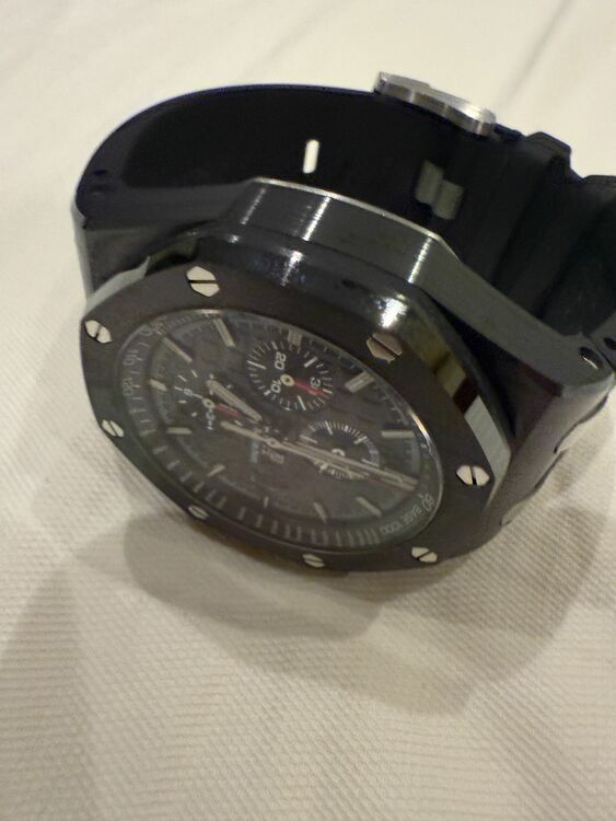 オーデマピゲ ロイヤルオークオフショア （高級時計）の商品画像 - 査定依頼日：2025年6月3日 - 最高査定価格：3,300,000円