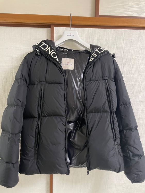 モンクラー（古着・ファッション）の商品画像 - 査定依頼日：2025年11月17日 - 最高査定価格：44,500円