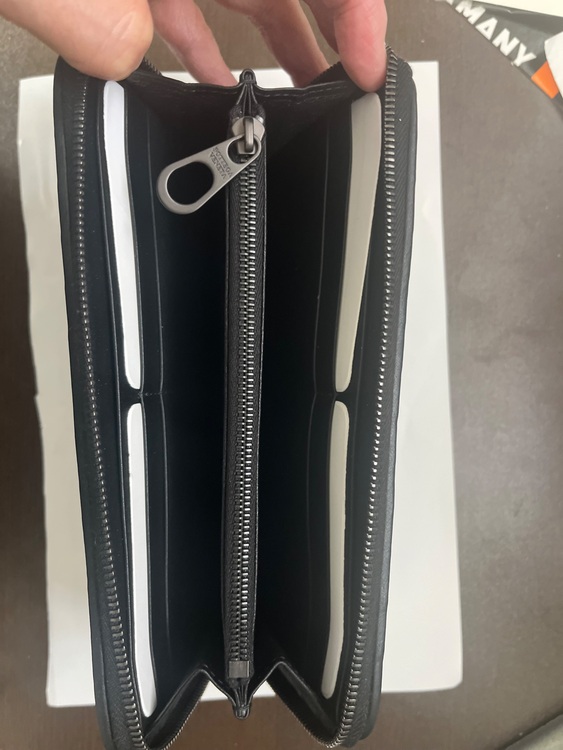 ボッテガ・ヴェネタ  （ブランドバッグ）の商品画像 - 査定依頼日：2025年8月11日 - 最高査定価格：50,000円