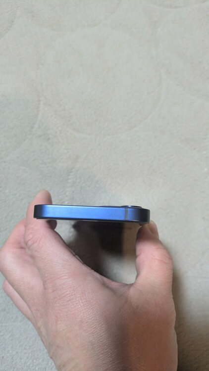 iphone12mini（スマホ）の商品画像 - 査定依頼日：2025年12月15日 - 最高査定価格：21,000円