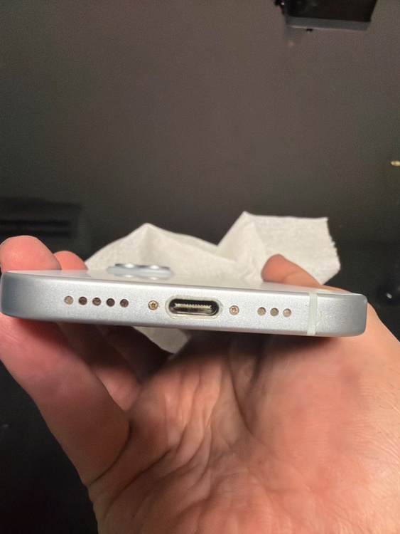 iPhone iPhone 16 128GB Softbank（スマホ）の商品画像 - 査定依頼日：2026年6月2日 - 最高査定価格：88,000円