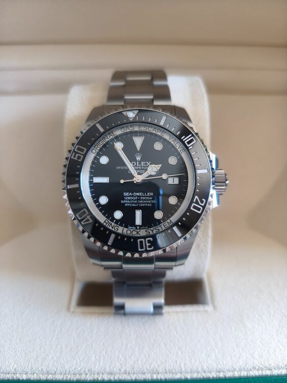 136660（高級時計）の商品画像 - 査定依頼日：2025年10月9日 - 最高査定価格：1,900,000円