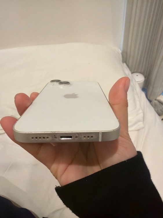 iPhone 14 128GB スターライト（スマホ）の商品画像 - 査定依頼日：2026年2月9日 - 最高査定価格：45,000円