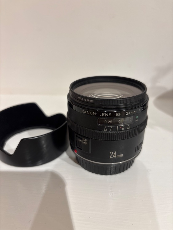 EOS 30D（カメラ）の商品画像 - 査定依頼日：2026年4月10日 - 最高査定価格：14,100円