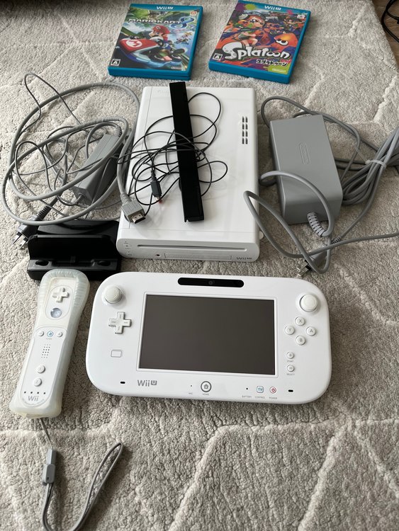 WiiU（ゲーム機本体・ゲームソフト）の商品画像 - 査定依頼日：2022年9月16日 - 最高査定価格：3,500円