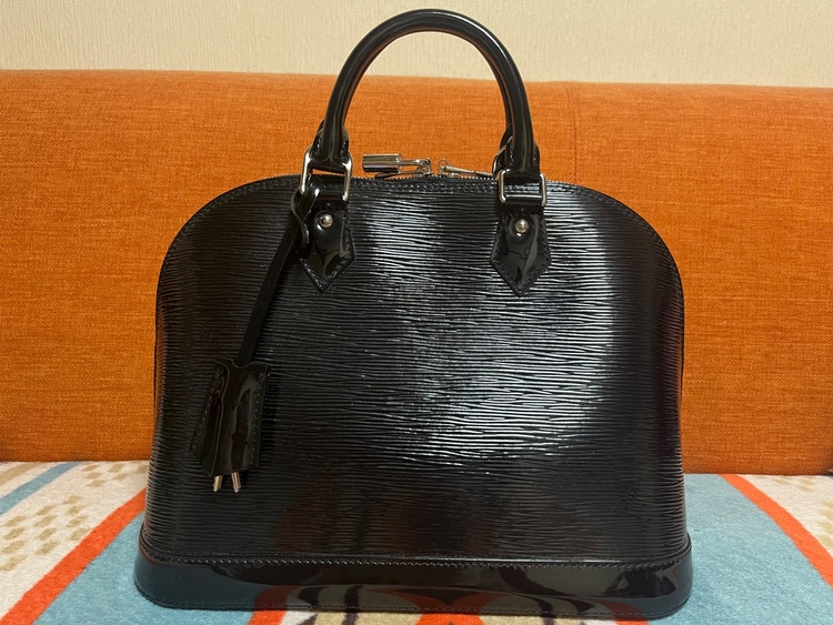 ルイヴィトン エピ （ブランドバッグ）の商品画像 - 査定依頼日：2025年8月18日 - 最高査定価格：90,000円