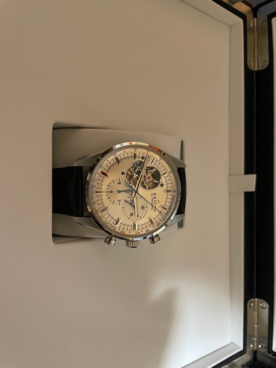 ゼニス その他 03.2040.4061/01.c49（高級時計）の商品画像 - 査定依頼日：2023年8月24日 - 最高査定価格：500,000円