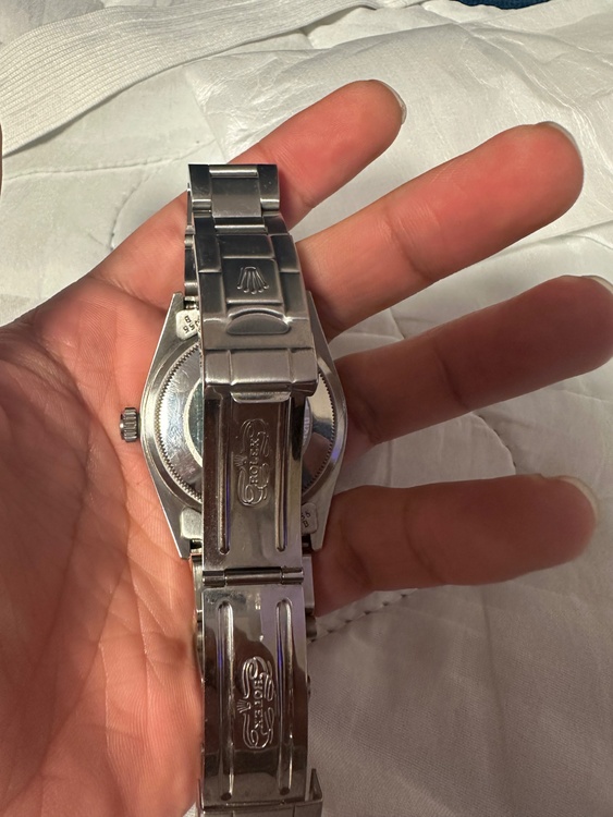 ロレックス エクスプローラー （高級時計）の商品画像 - 査定依頼日：2025年12月7日 - 最高査定価格：4,300,000円