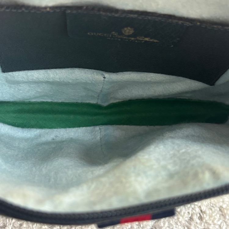 オールドグッチ　ショルダーバッグ（ブランドバッグ）の商品画像 - 査定依頼日：2025年7月4日 - 最高査定価格：10,000円