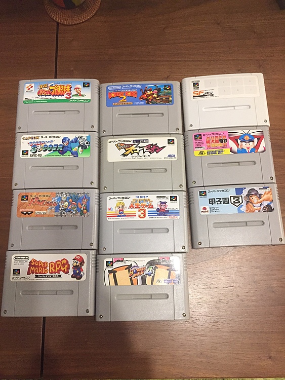 任天堂スーパーファミコン本体、スーパーファミコンカセット22本、SFメモリ1本（ゲーム機本体・ゲームソフト）の商品画像 - 査定依頼日：2020年4月26日 - 最高査定価格：2,700円