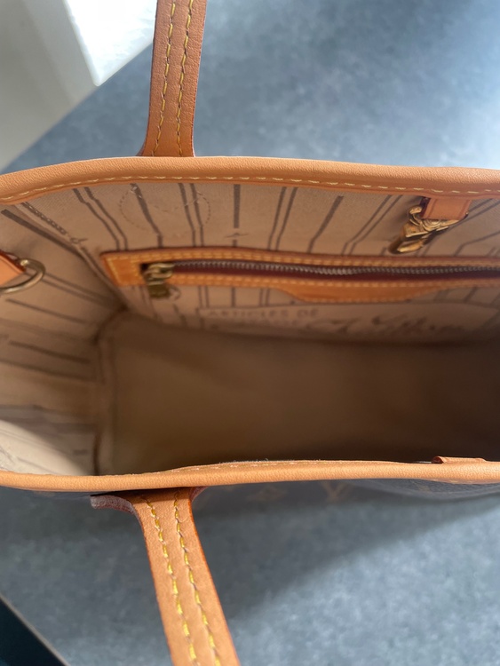 ルイヴィトン モノグラム （ブランドバッグ）の商品画像 - 査定依頼日：2026年4月15日 - 最高査定価格：100,000円