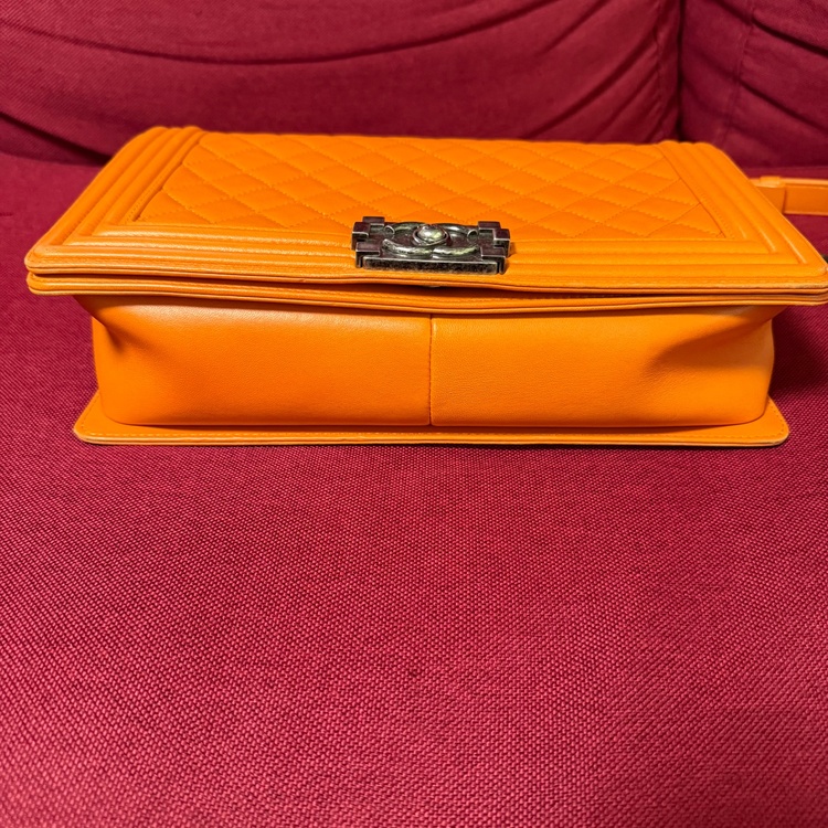 ボーイシャネル28 ラムスキン（ブランドバッグ）の商品画像 - 査定依頼日：2025年12月8日 - 最高査定価格：270,000円