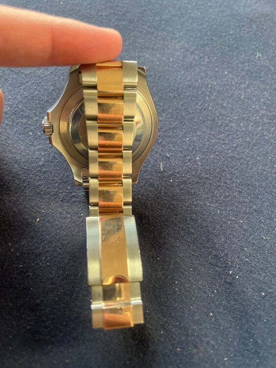 ロレックス ヨットマスター 11662（高級時計）の商品画像 - 査定依頼日：2025年5月5日 - 最高査定価格：2,050,000円