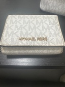 財布（ブランド財布・小物）の商品画像 - 査定依頼日：2026年3月10日 - 最高査定価格：100,000円