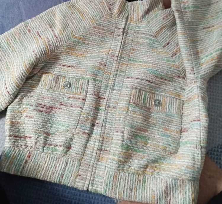 シャネルジャケット（古着・ファッション）の商品画像 - 査定依頼日：2025年7月4日 - 最高査定価格：8,000円