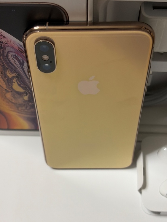 iPhone XS ゴールド、(詳細は下記)（スマホ）の商品画像 - 査定依頼日：2026年3月9日 - 最高査定価格：15,000円