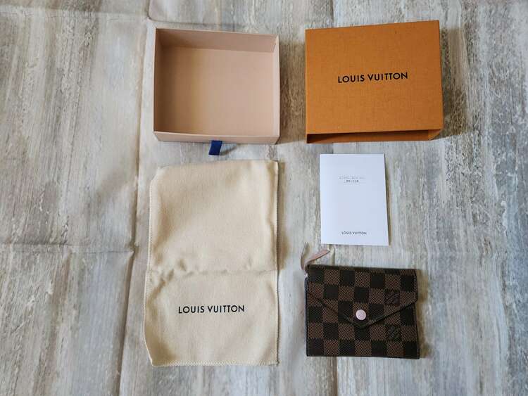 ダミエ（ブランド財布・小物）の商品画像 - 査定依頼日：2025年3月19日 - 最高査定価格：12,000円