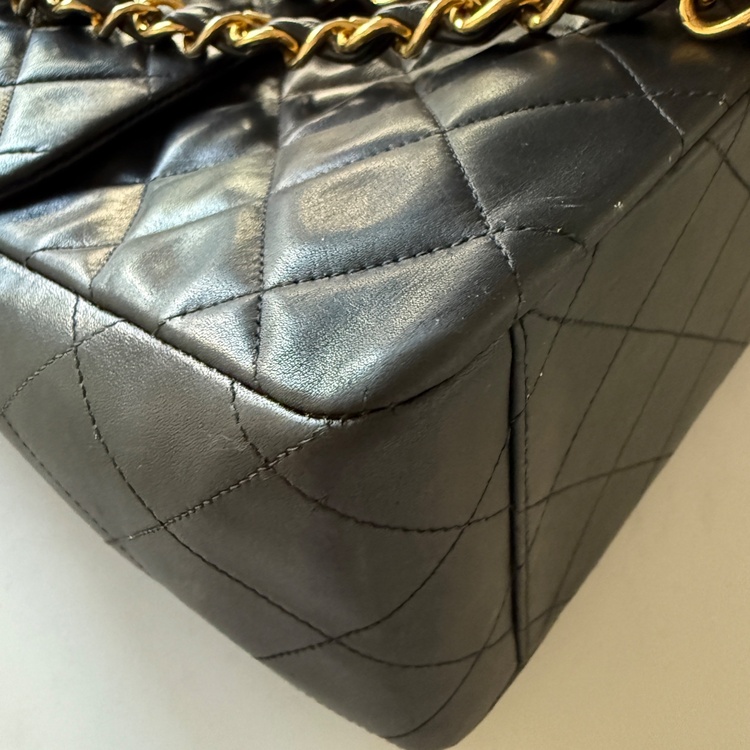 CHANEL デカマトラッセ（ブランドバッグ）の商品画像 - 査定依頼日：2026年1月14日 - 最高査定価格：500,000円