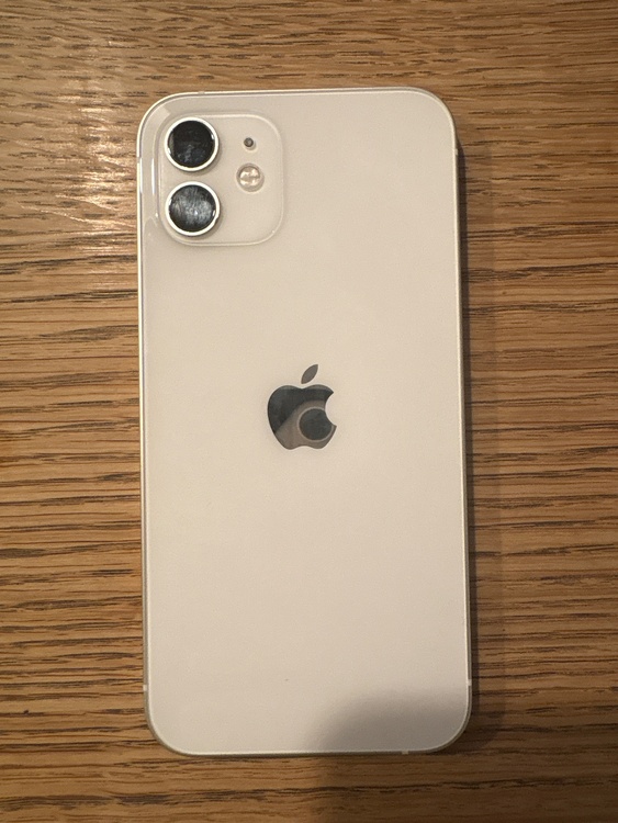 iPhone iPhone 12 256GB SIMフリー（スマホ）の商品画像 - 査定依頼日：2026年7月5日 - 最高査定価格：27,000円