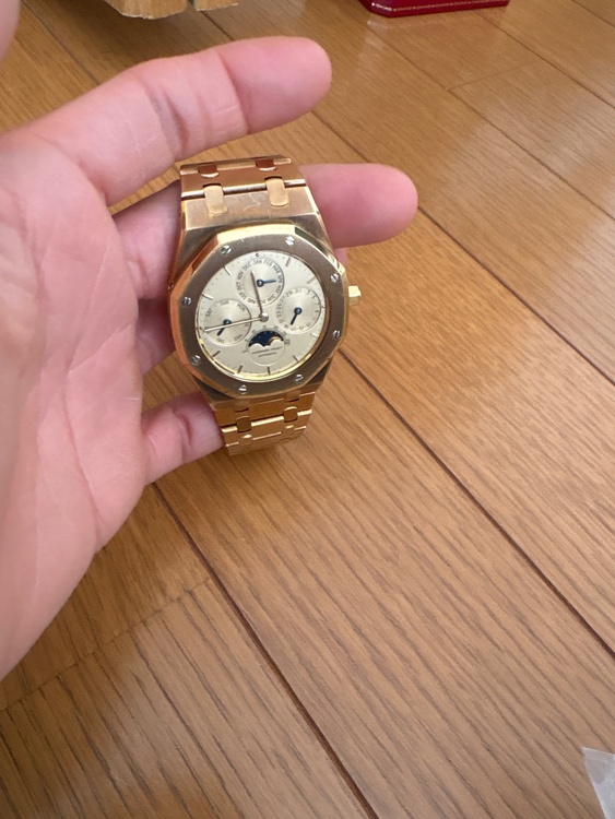 ロイヤルオーク（高級時計）の商品画像 - 査定依頼日：2026年2月1日 - 最高査定価格：15,000,000円