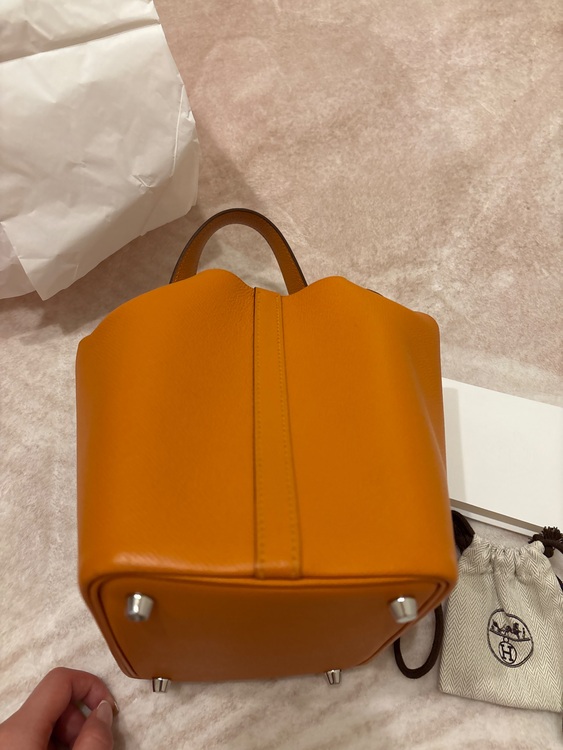 エルメス ピコタン （ブランドバッグ）の商品画像 - 査定依頼日：2025年6月22日 - 最高査定価格：500,000円