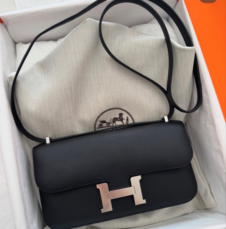 エルメス コンスタンス （ブランドバッグ）の商品画像 - 査定依頼日：2025年11月23日 - 最高査定価格：1,750,000円