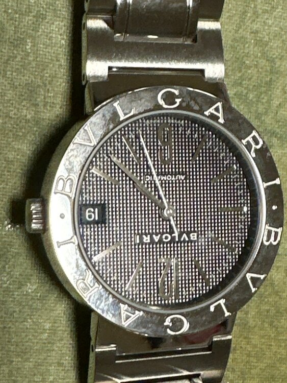 ブルガリ ブルガリブルガリ BB33SS AUTO  L088（高級時計）の商品画像 - 査定依頼日：2025年4月7日 - 最高査定価格：130,000円