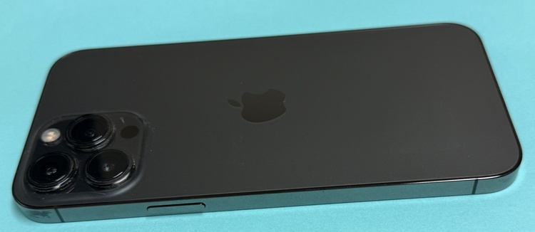 iphone17 pro Max   機種番号　MLJQ3J/A（スマホ）の商品画像 - 査定依頼日：2025年12月18日 - 最高査定価格：71,000円