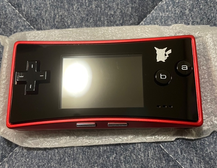 ゲームボーイミクロ　ポケモンバージョン（ゲーム機本体・ゲームソフト）の商品画像 - 査定依頼日：2025年6月26日 - 最高査定価格：160,000円