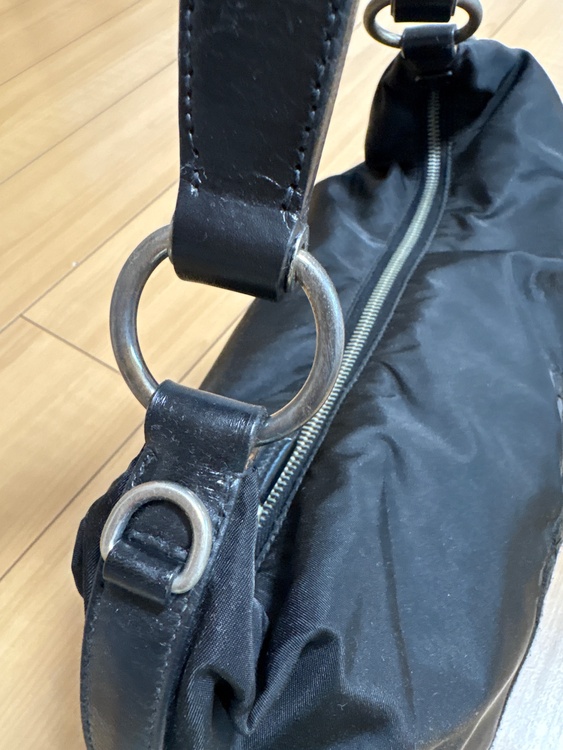 プラダ（ブランドバッグ）の商品画像 - 査定依頼日：2026年9月5日 - 最高査定価格：30,000円