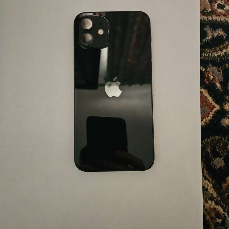 iPhone12（スマホ）の商品画像 - 査定依頼日：2025年1月17日 - 最高査定価格：32,000円