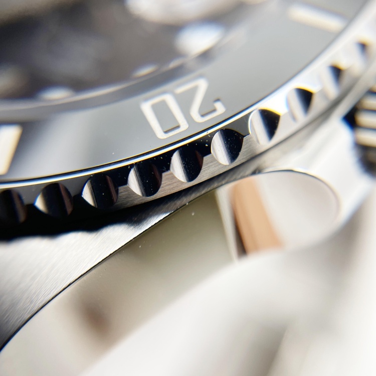 Rolex 時計　サブマリーナ（高級時計）の商品画像 - 査定依頼日：2026年9月28日 - 最高査定価格：2,330,000円