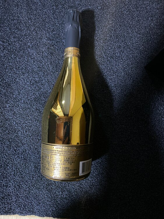 ゴールド（お酒）の商品画像 - 査定依頼日：2025年1月25日 - 最高査定価格：23,000円