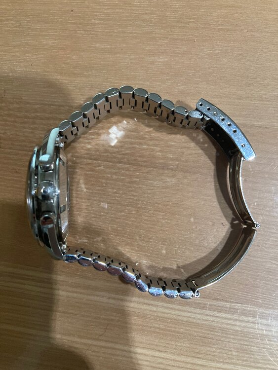 プロフェッショナル（高級時計）の商品画像 - 査定依頼日：2025年1月21日 - 最高査定価格：590,000円