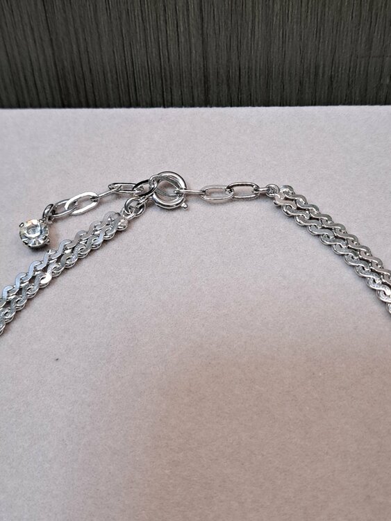 Christian Diorコスチュームジュエリー（金・貴金属）の商品画像 - 査定依頼日：2026年3月24日 - 最高査定価格：100,000円