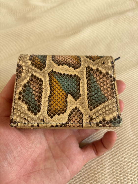 グッチ マーモント コンパクトウォレット（古着・ファッション）の商品画像 - 査定依頼日：2025年10月15日 - 最高査定価格：100,000円