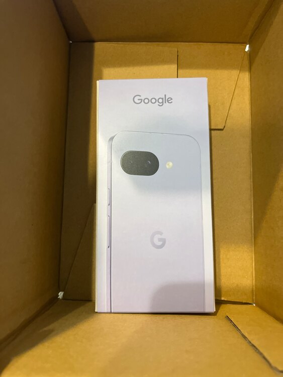 pixel 9a（スマホ）の商品画像 - 査定依頼日：2025年4月16日 - 最高査定価格：45,000円