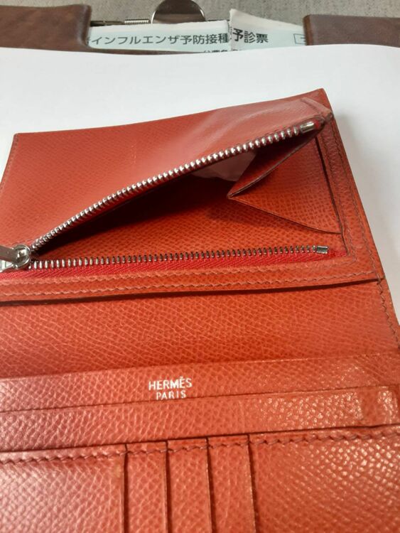 ベアンコンパクト（ブランド財布・小物）の商品画像 - 査定依頼日：2025年11月11日 - 最高査定価格：20,000円